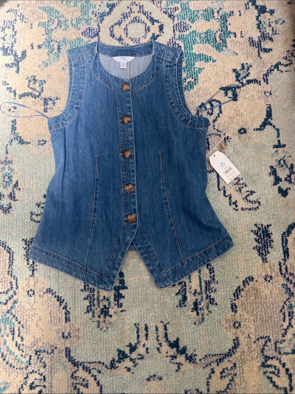 Time and tru Denim Button-Front Vest in Classic Blue